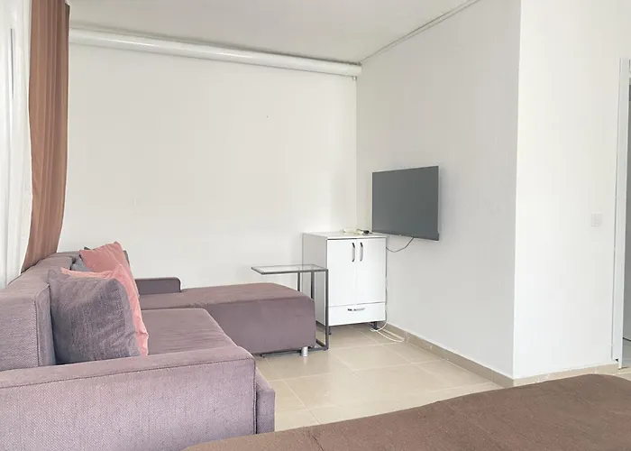 Stylish Peaceful Gem In Center Lägenhet Bodrum