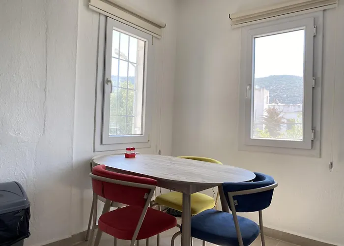 Apartment Stylish Peaceful Gem In Center Bodrum